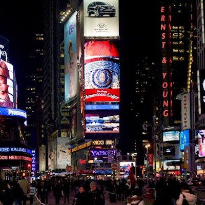 Pantalla Gigante publicitaria vista de muy cerca