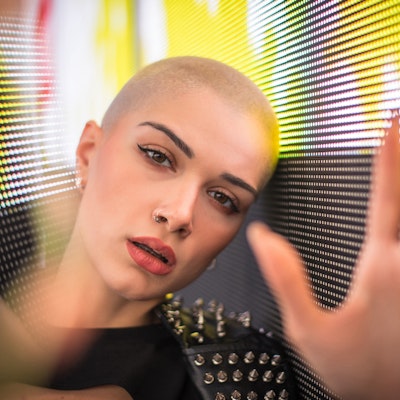 El poder psicológico de las pantallas gigantes LED en los casinos de México: Estímulos visuales, emoción aumentada y experiencias inmersivas