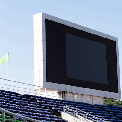 La evolución de las pantallas gigantes: De los estadios a la vida moderna