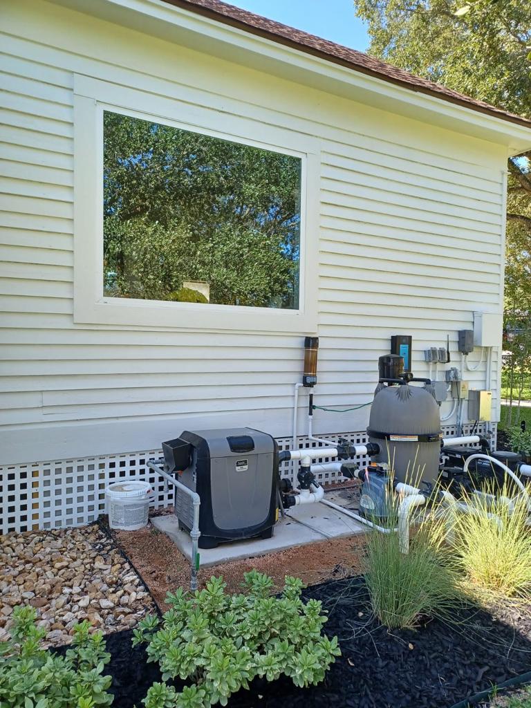 Exterior painting house in Katy Texas